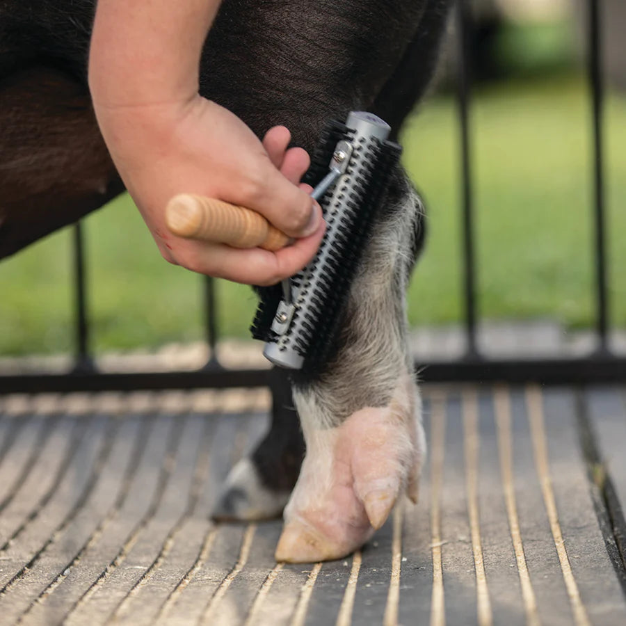 Weaver Livestock Mini Wide Range Brush